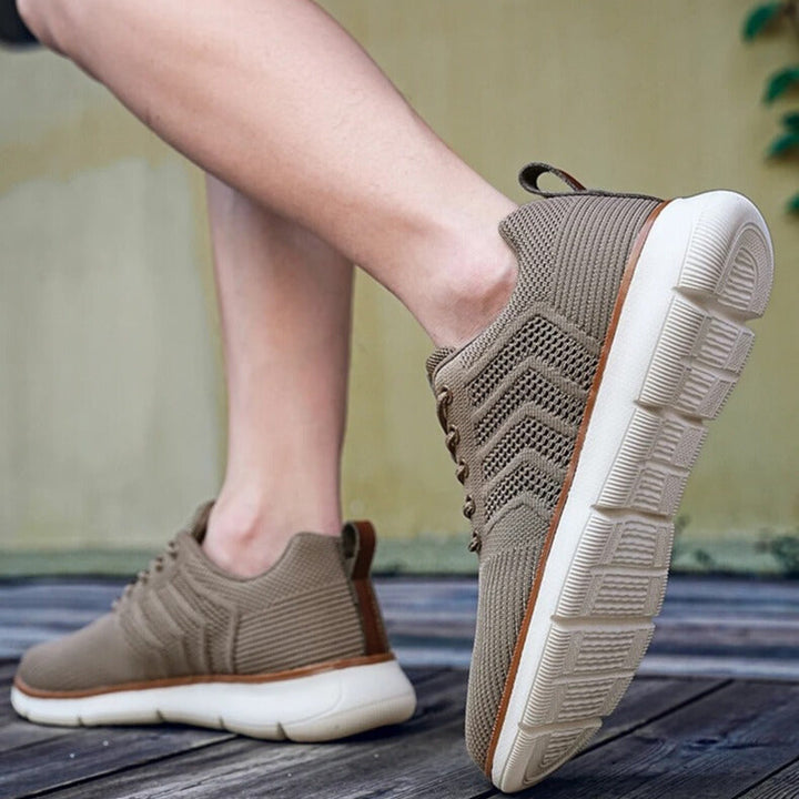 Darius | Męskie Sznurowane Sneakersy o Dzianinowym Wyglądzie z Kontrastową Podeszwą