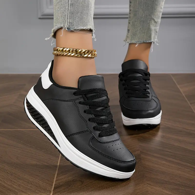 Damskie sneakersy na platformie ze sznurowaniem, widok z boku