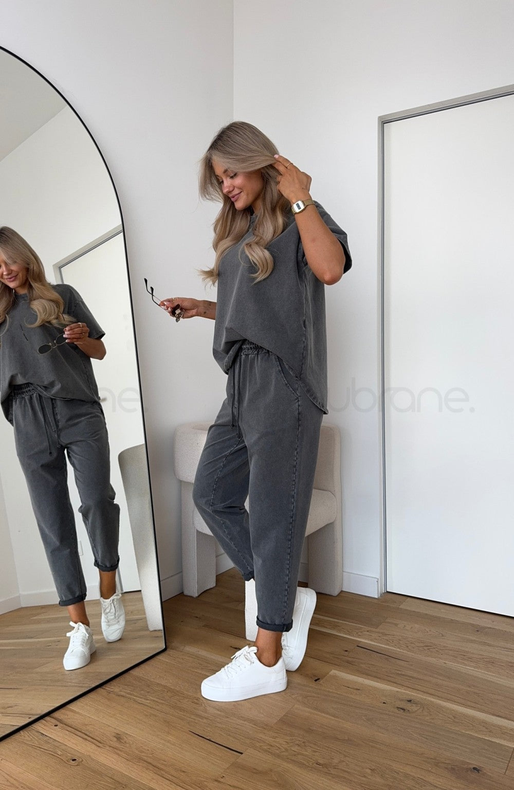 Women's Set with Oversize Short-Sleeve Blouse and Drawstring Shorts | Homewear