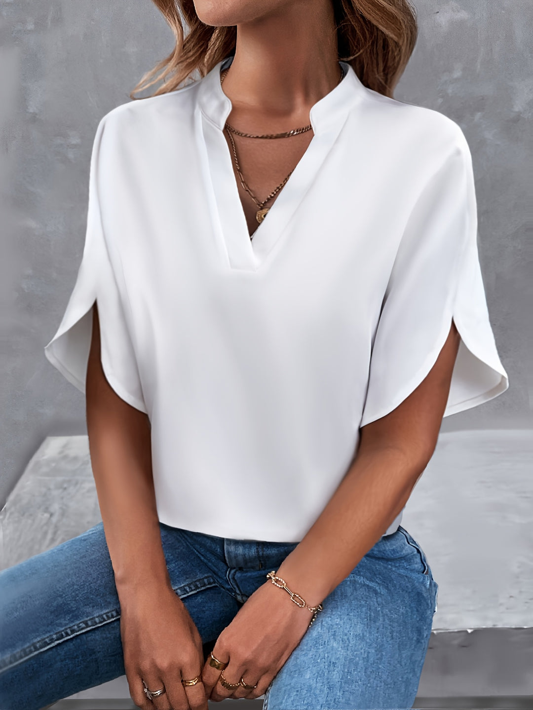 Women's Loose V-Neck Blouse with Short Sleeves | Casual Top