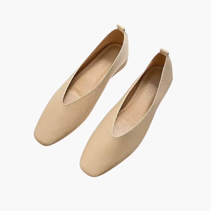 Women's Slip-On Shoes | Pointed Toe Ballet Flats with Low Heel | Minimalist Design | Smart Casual Style