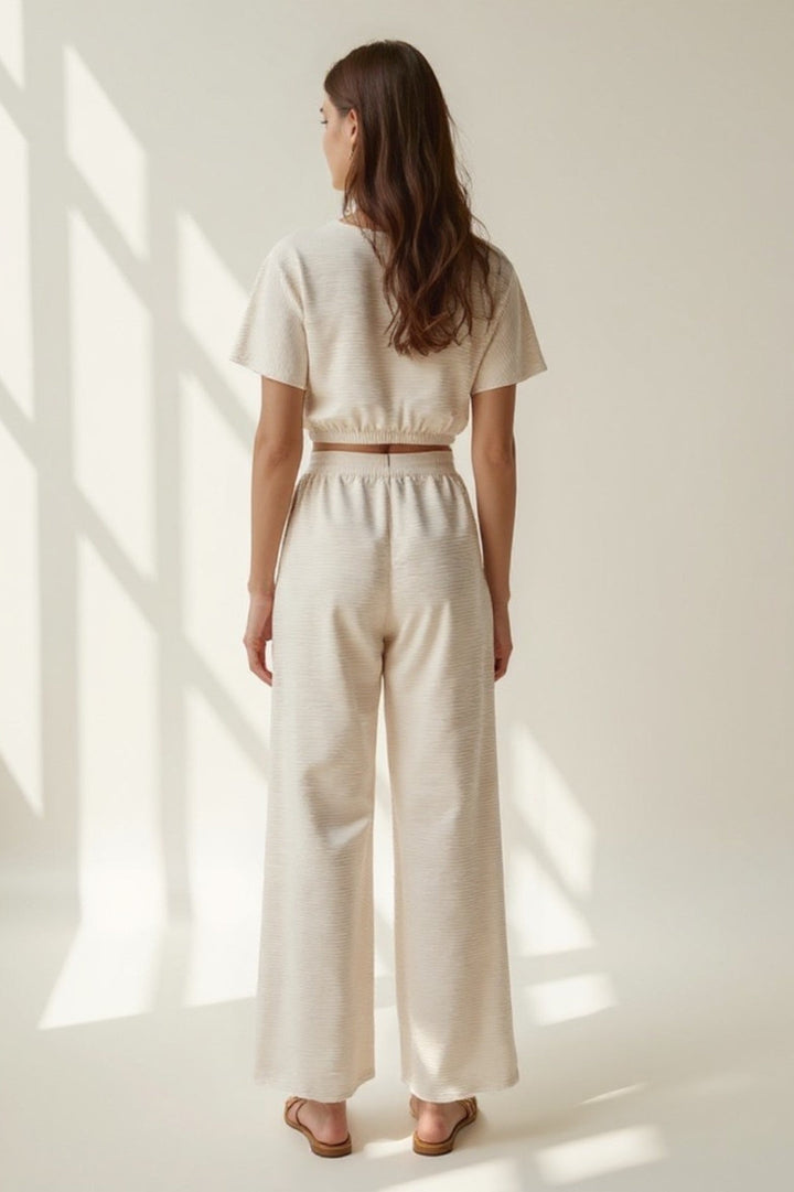 Women's Modern Set | Short Top | Flowing Wide Leg Pants | Elegant Everyday Style