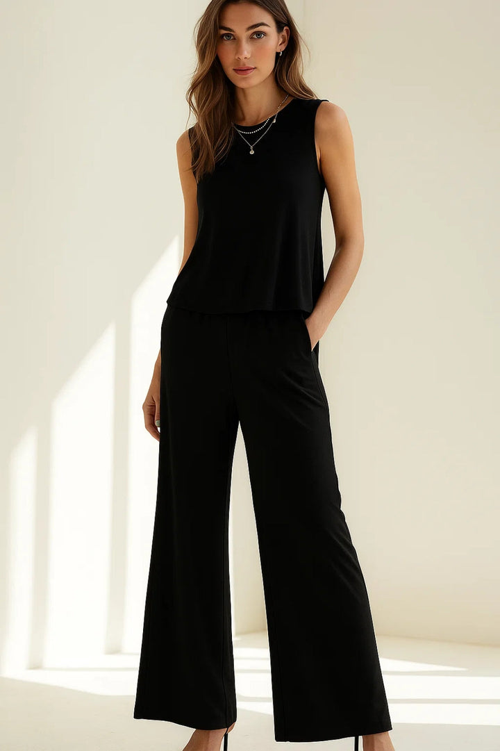 Women's Two-Piece Set | Oversized Sleeveless Top and Wide Pants | Pullover Style | Modern Casual Look