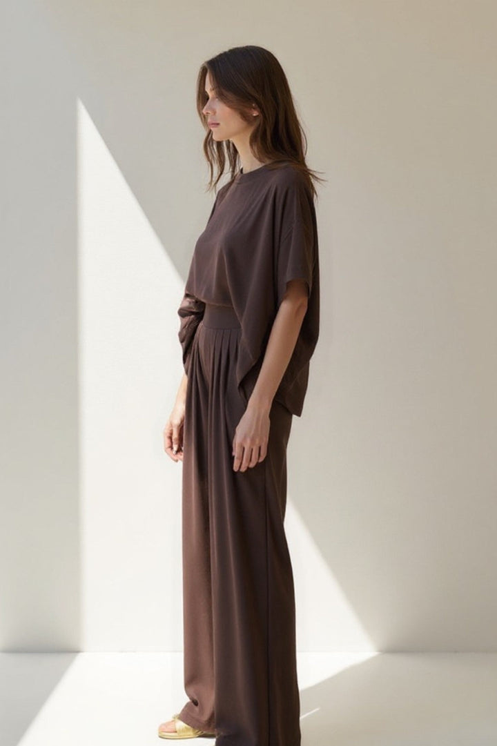 Damski Komplet Lounge | Bluzka Oversize z Krótkim Rękawem | Zwiewne Spodnie Wide Leg | Nowoczesny Styl Na Co Dzień