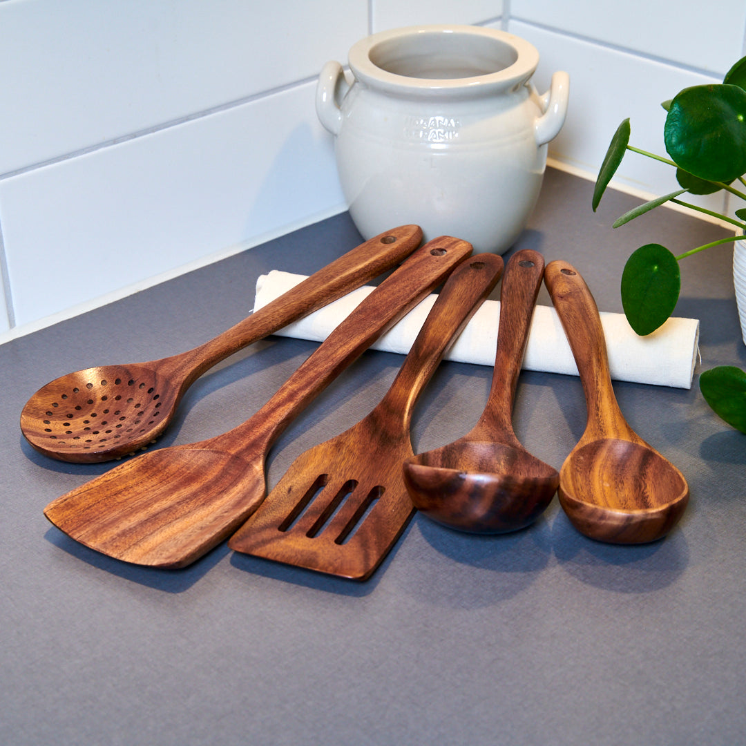Wooden Kitchen Utensil Set | 7 Pieces | Spoons and Spatulas | For Cooking