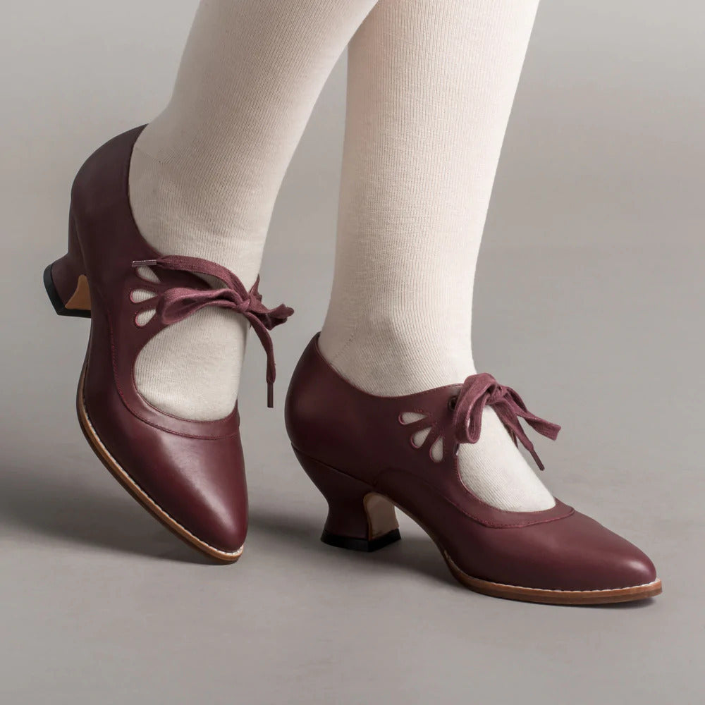 Damskie buty sznurowane na niskim obcasie z okrągłym noskiem | Stylowe 7