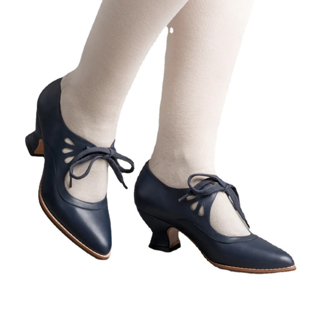 Damskie buty sznurowane na niskim obcasie z okrągłym noskiem | Stylowe 9
