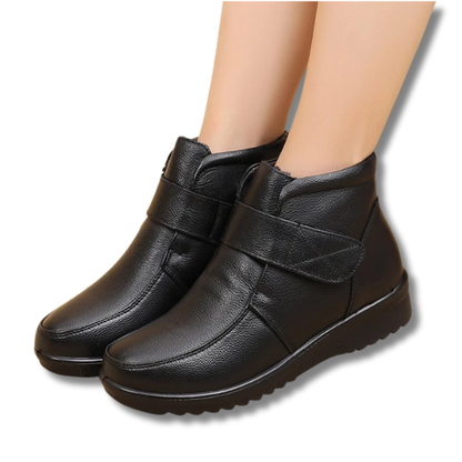 Damskie zimowe botki – ciepłe, płaskie buty z regulowanym paskiem i antypoślizgową podeszwą 2