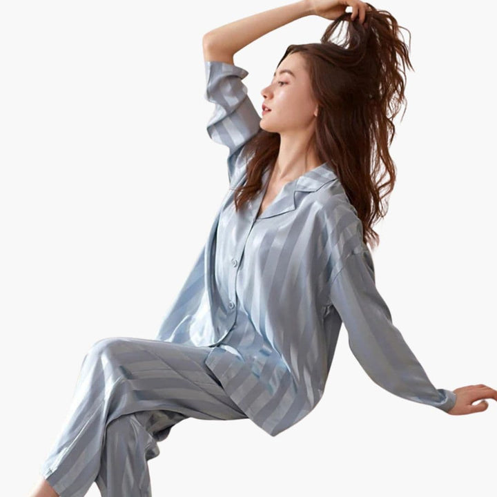 Women's Striped Pajama Set with Buttons and Long Sleeves | Nightwear