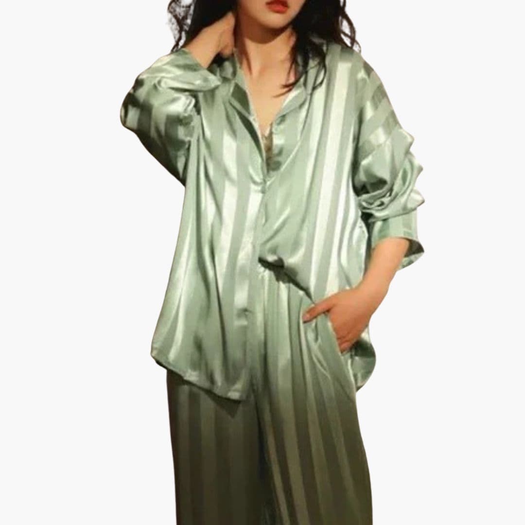 Women's Striped Pajama Set with Buttons and Long Sleeves | Nightwear