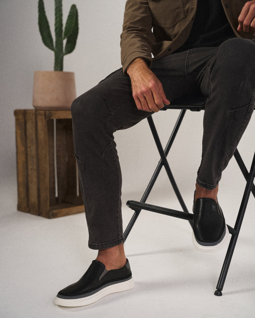 Tristan | Męskie Wsuwane Półbuty Low Top z Kontrastową Podeszwą