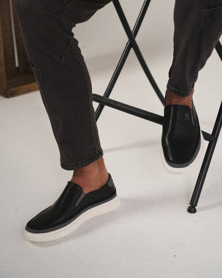 Tristan | Męskie Wsuwane Półbuty Low Top z Kontrastową Podeszwą