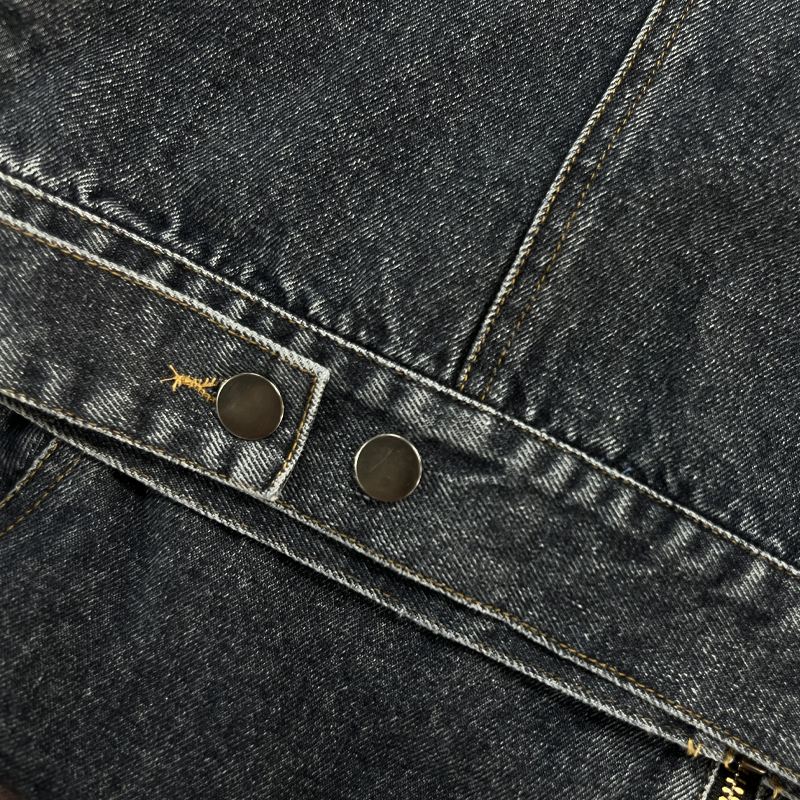 Męska kurtka dżinsowa hadrian w stylu vintage washed z ciemnym denimem i srebrnymi metalowymi guzikami