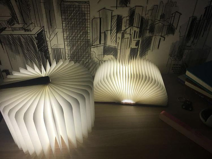 Lampka do książek LED BookGlow – stylowe oświetlenie z kreatywnym akcentem 