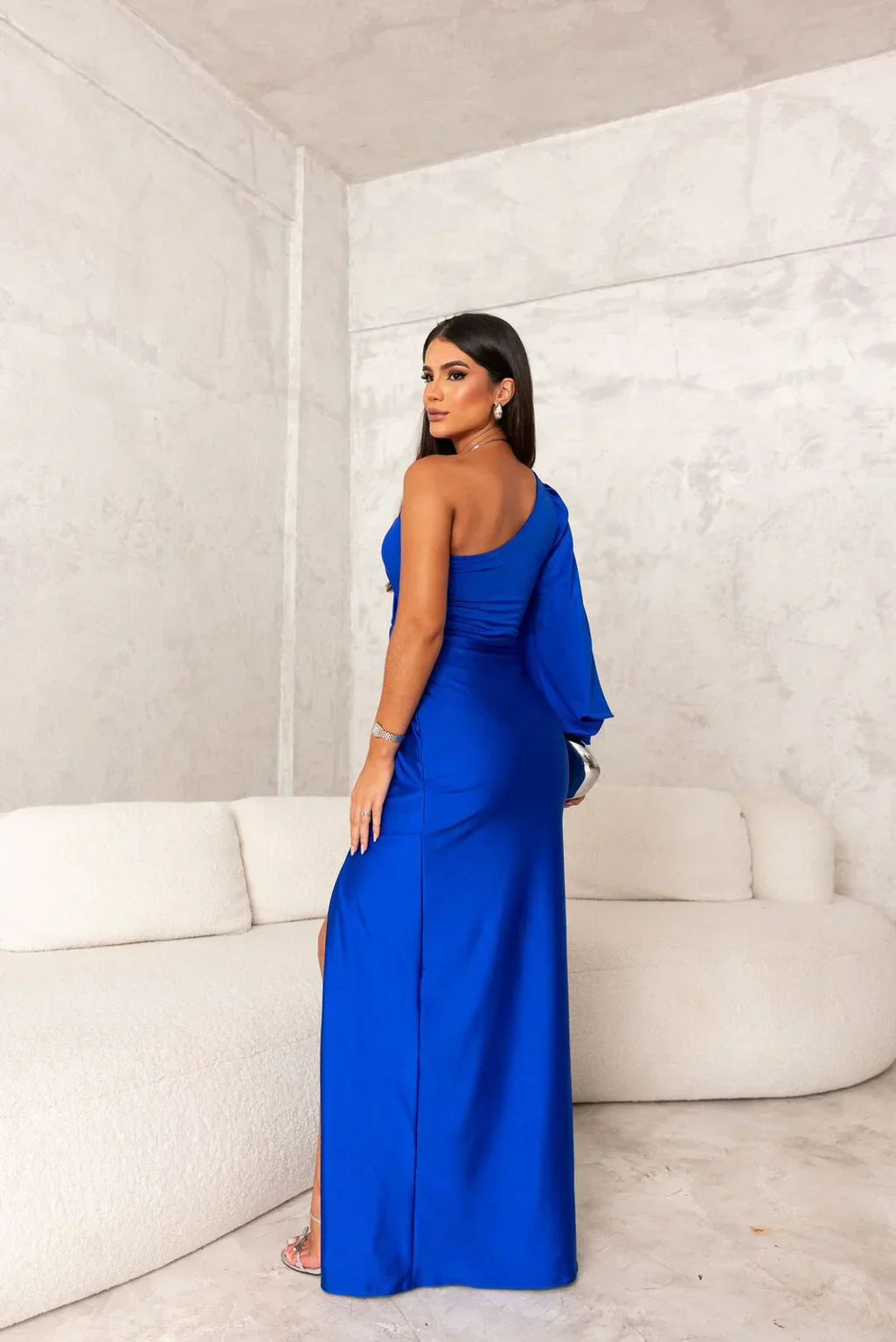 Letnia Sukienka z Falbanami – Zwiewność i Elegancja 8