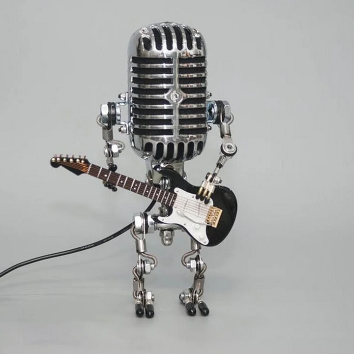 Metalowa lampa-robot z mikrofonem i gitarą – zabytkowa lampa biurkowa w formie rzeźby, idealna dekoracja inspirowana muzyką 4