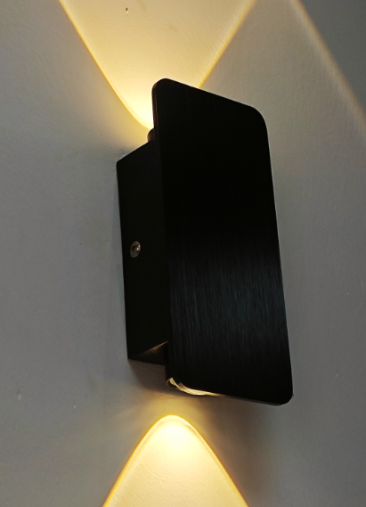 Nowoczesna lampa ścienna LED – minimalistyczna lampa ścienna do wnętrz, do przedpokoju i salonu 1