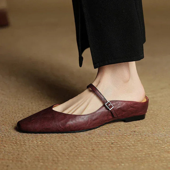 Kirelyn | Damskie Baleriny Slingback ze Szpiczastym Noskiem, Smukłym Paskiem i Niskim Obcasem