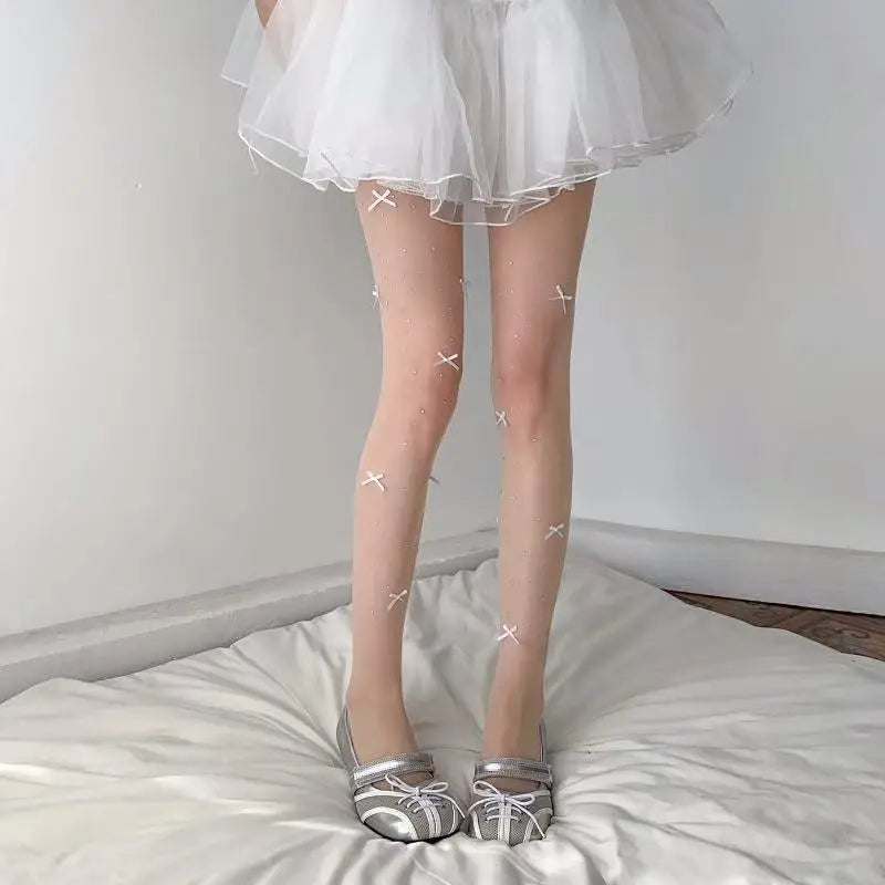 Rajstopy damskie z kokardką – Elegancki design na każdą okazję