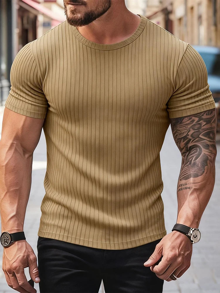 Męski Prążkowany T-Shirt z Okrągłym Dekoltem i Krótkim Rękawem | Krój Podkreślający Sylwetkę