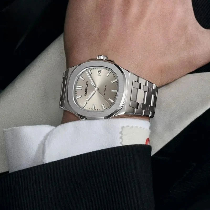 Men's Analog Watch | Round Case | Stainless Steel Bracelet | Classic Style