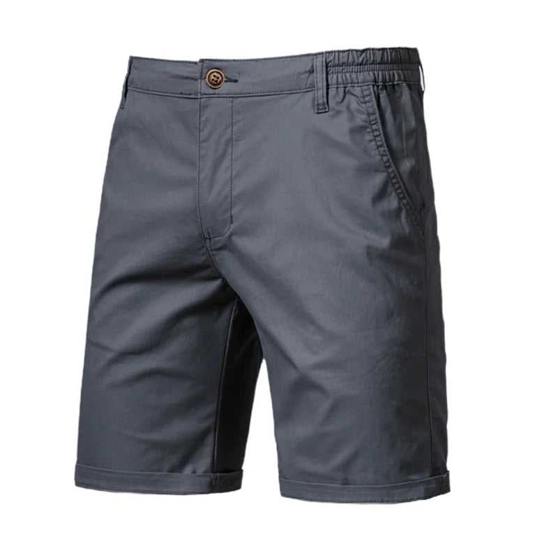 Men's casual shorts with straight legs and button closure | Side pockets