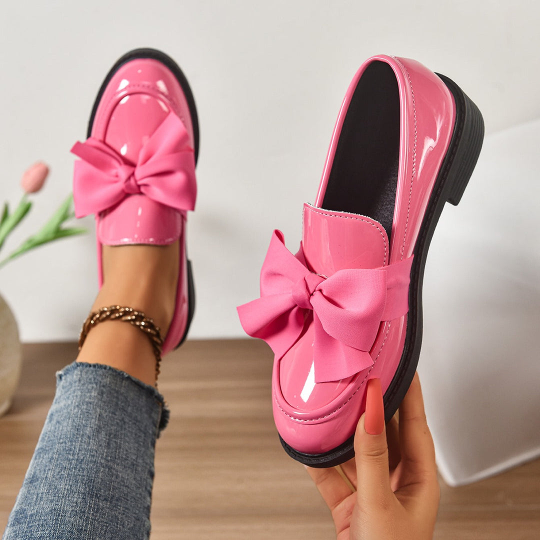 Damskie loafersy z kokardą na platformie w klasycznym kroju