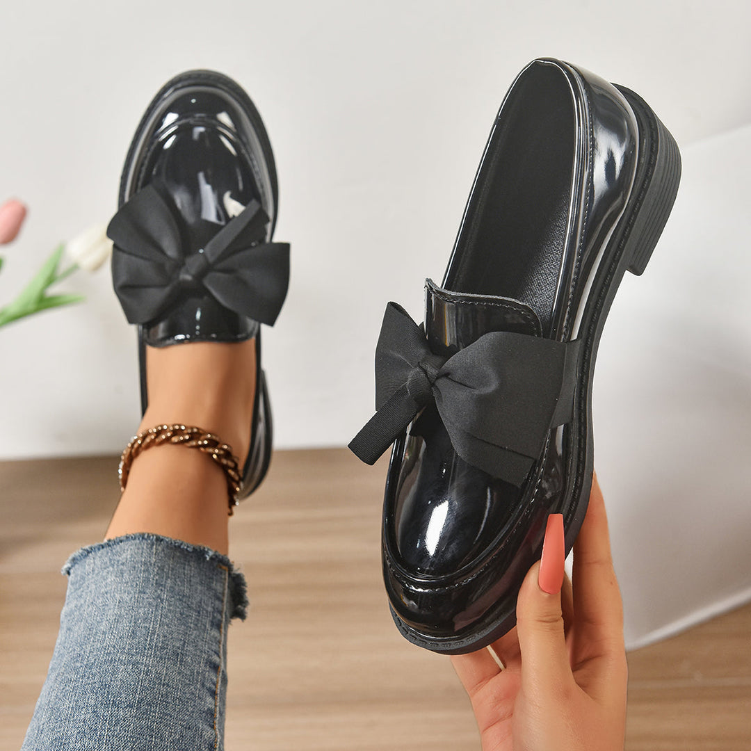 Damskie loafersy z kokardą na platformie w klasycznym kroju