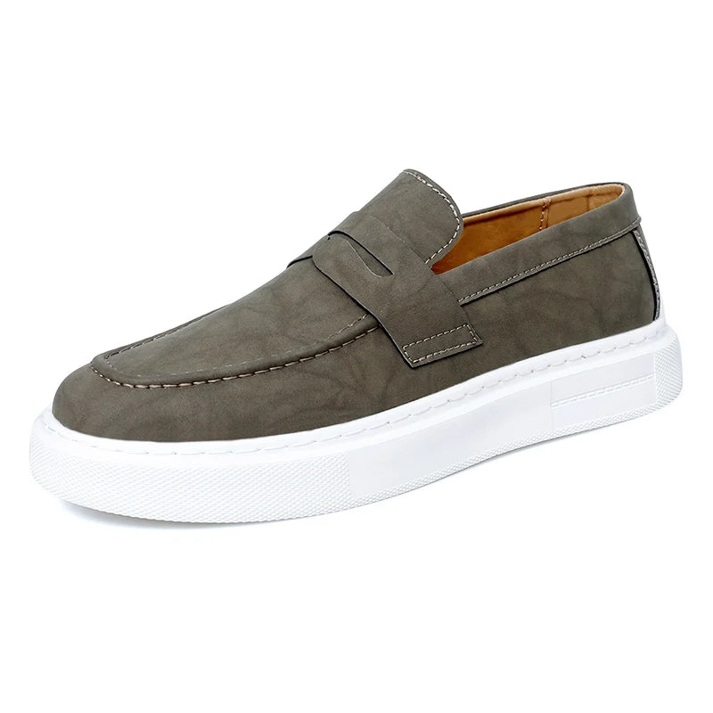 Men's Penny Loafers with Contrasting Sole | Casual Fit