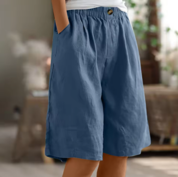 Weronika | Women's Bermuda Shorts with Wide Legs, an Elastic Waist, and a Loose Fit