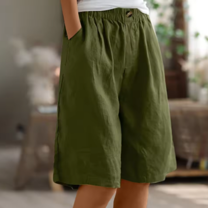 Weronika | Women's Bermuda Shorts with Wide Legs, an Elastic Waist, and a Loose Fit