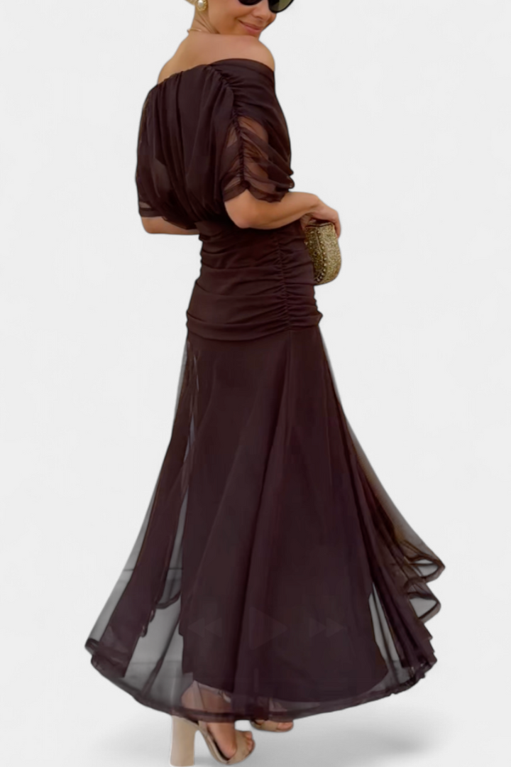 Wiktoria | Women's midi dress with off-the-shoulder design