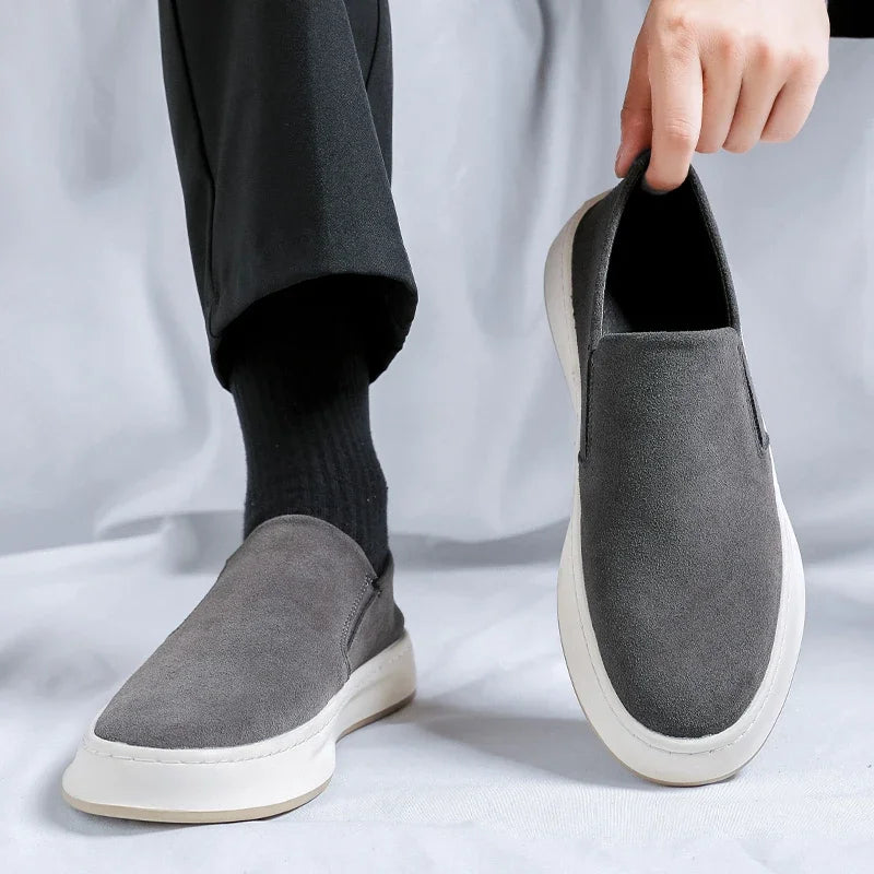 Męskie Wsuwane Sneakersy Casualowe z Kontrastową Podeszwą | Czysty Krój