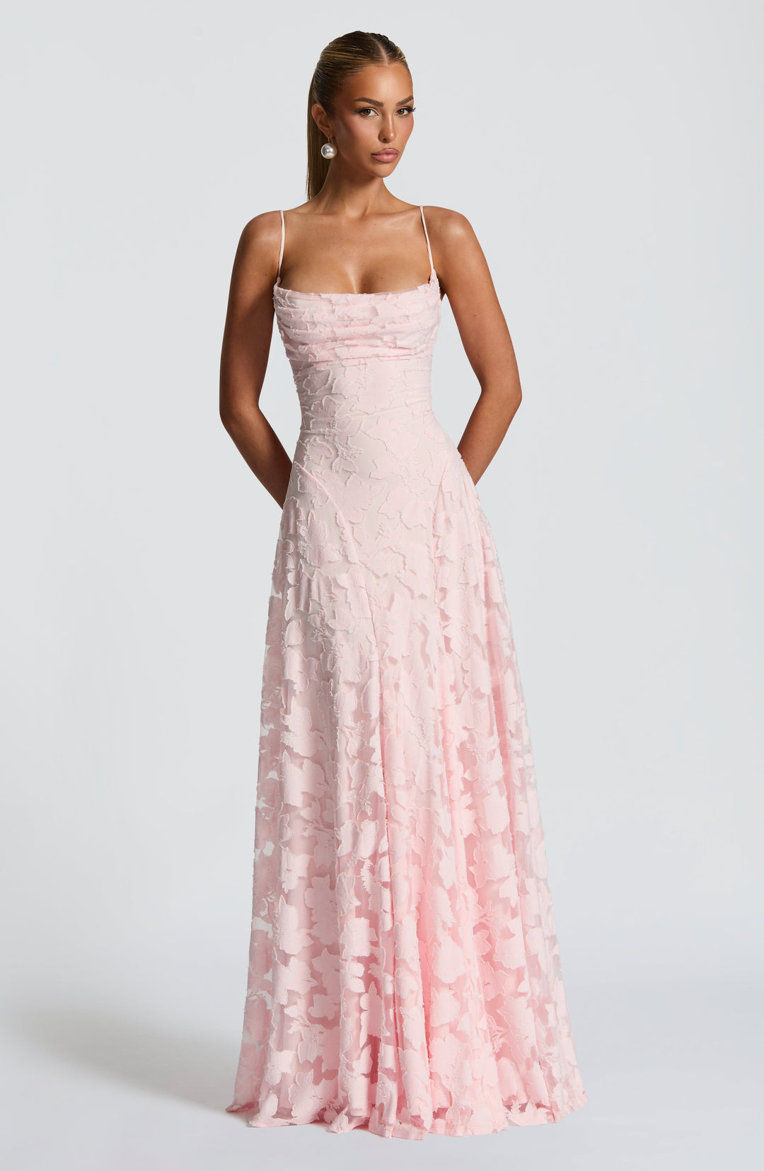 Women's Textured Floral Pattern Spaghetti Strap Flared Maxi Dress