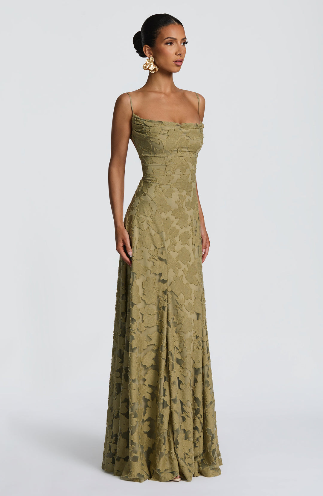 Women's Textured Floral Pattern Spaghetti Strap Flared Maxi Dress