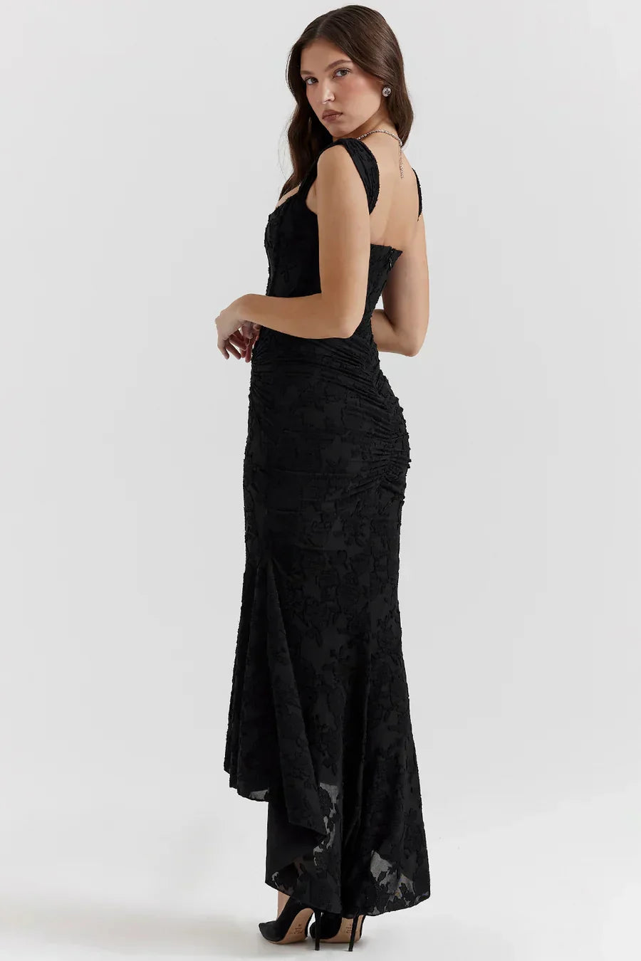 Women's Square Neck Ruched Waist Fishtail Hem Sleeveless Dress | Midi