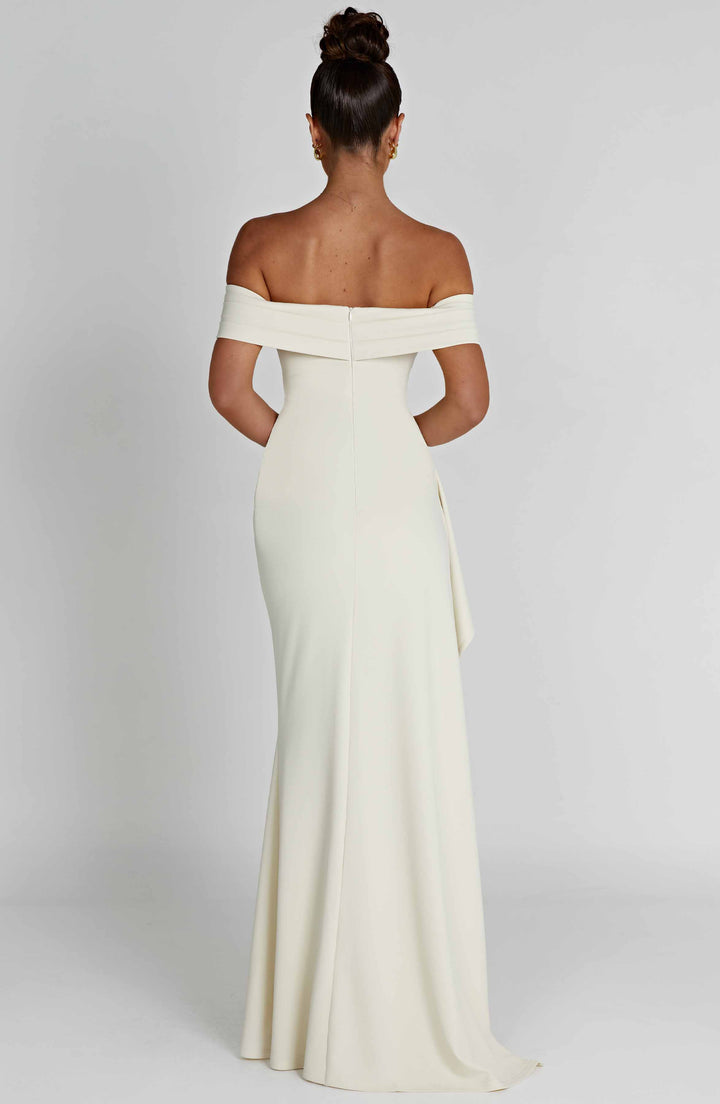 Women's Maxi Dress Off-the-Shoulder | Fitted Cut