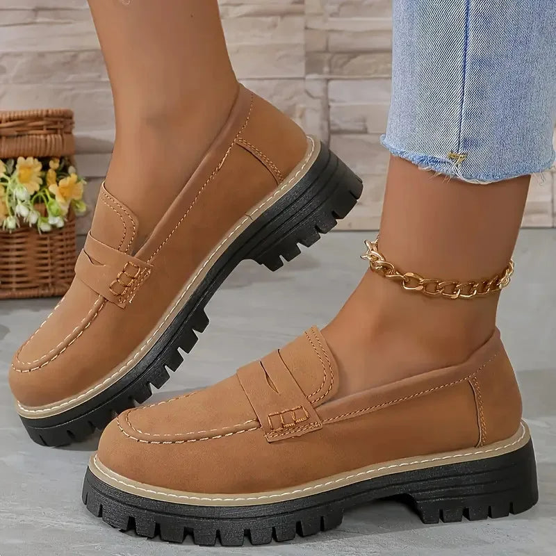 Loafers damskie na platformie | Elegancki casual styl | Calla