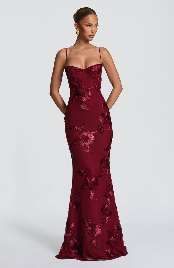 Women's Spaghetti Strap Floral Appliqué Fitted Fishtail Maxi Dress