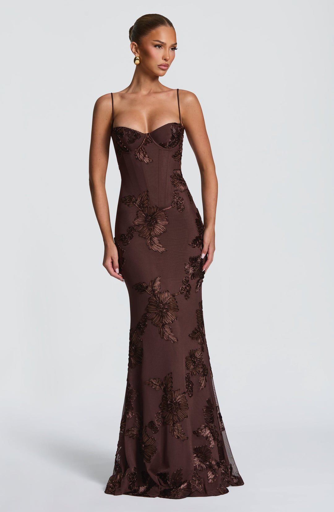 Women's Sleeveless Maxi Dress with Heart-Shaped Neckline | Fitted Cut