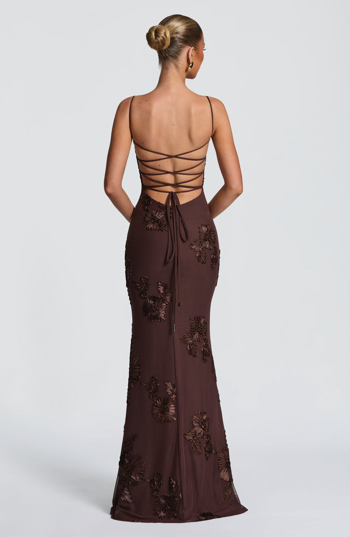 Women's Sleeveless Maxi Dress with Heart-Shaped Neckline | Fitted Cut